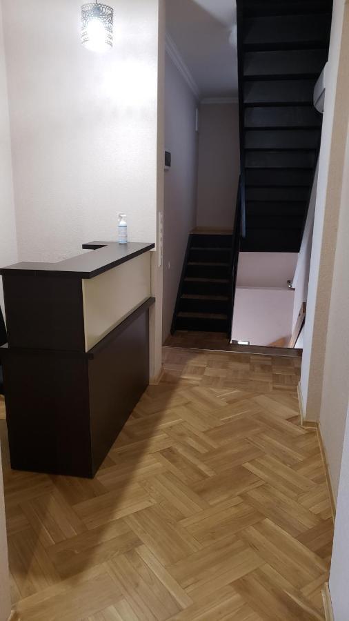 Family Guest House Tbilisi Bagian luar foto